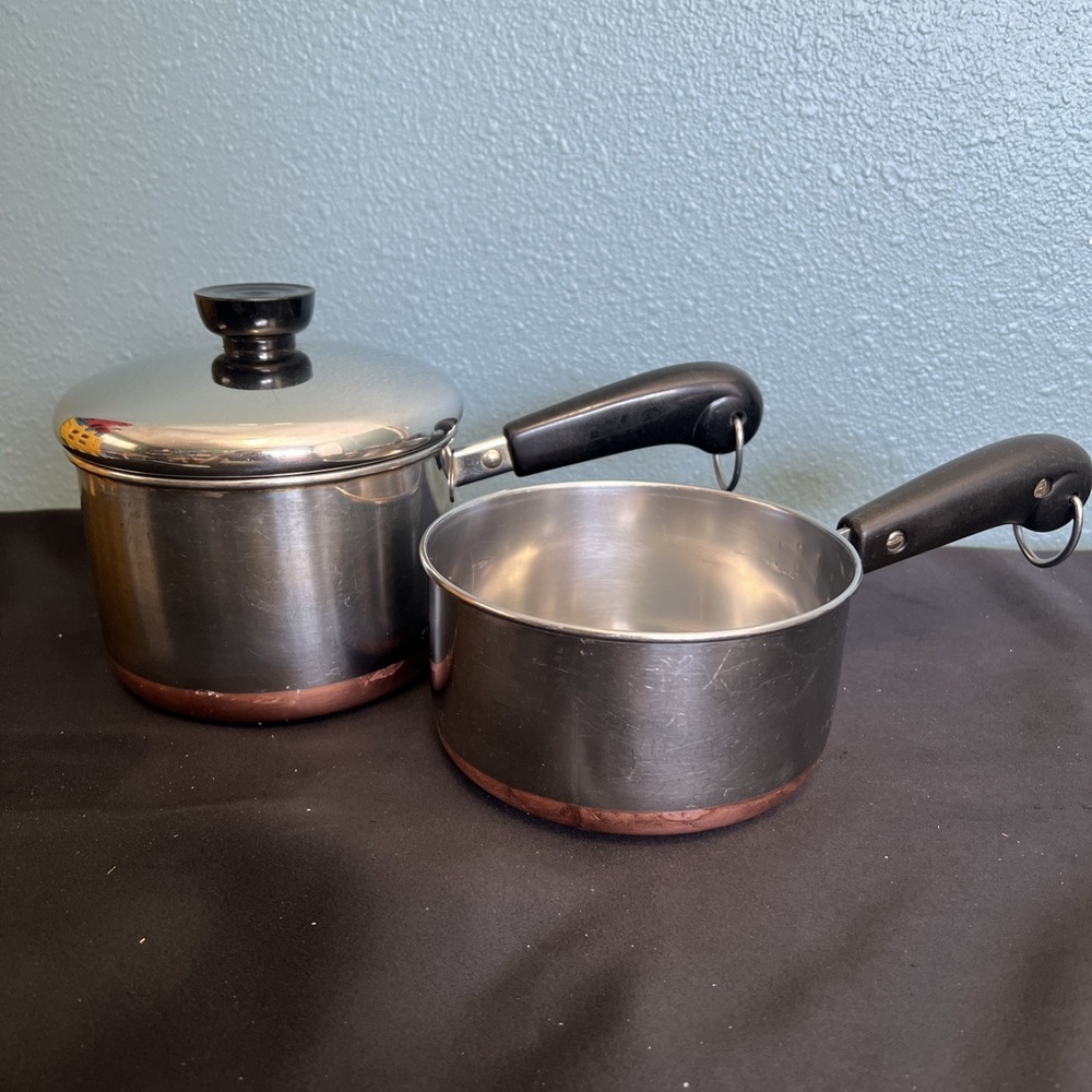 2 Vintage Revere Ware Sauce Pans‎ - 1 Qt & 1-1/2 Qt With One Lid Copper Bottom